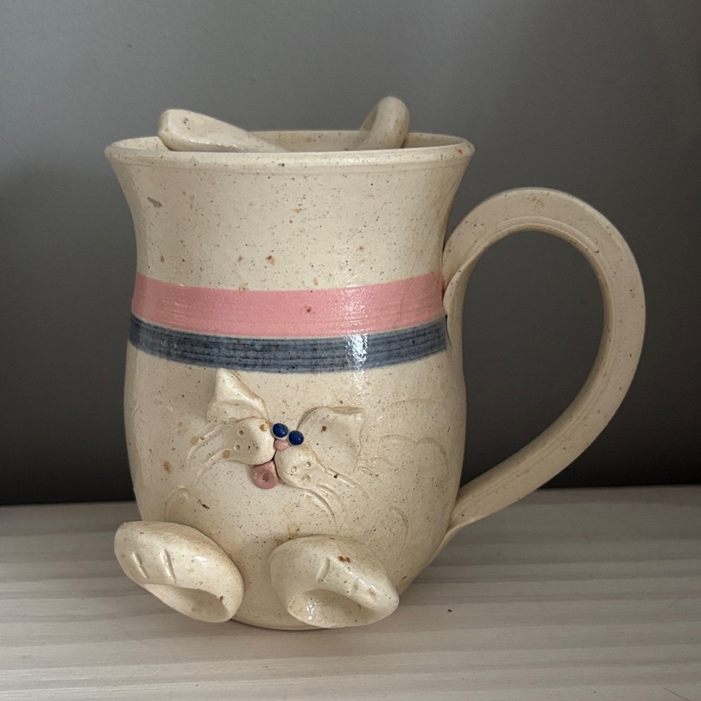 Handcrafted‎ Studio Pottery Francine Zajac Cat Mug